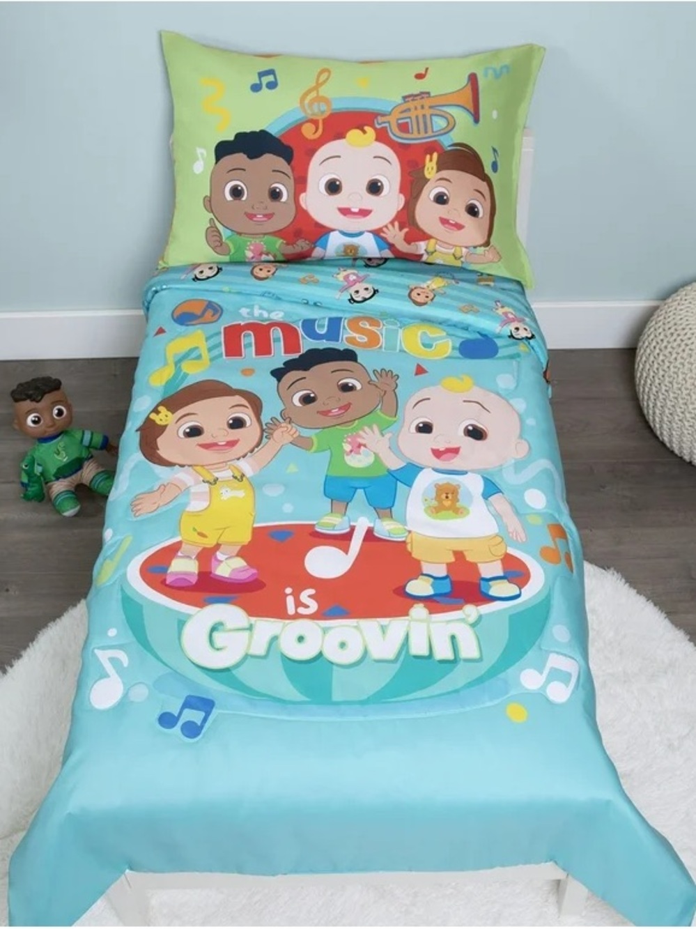 CoComelon 3 Pc Toddler Bed Set with Bonus Tote - You Make My Heart Sing Theme